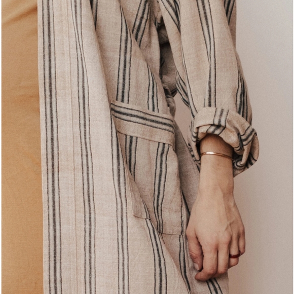 Oddbird Mavis Robe - Picture 3 of 5